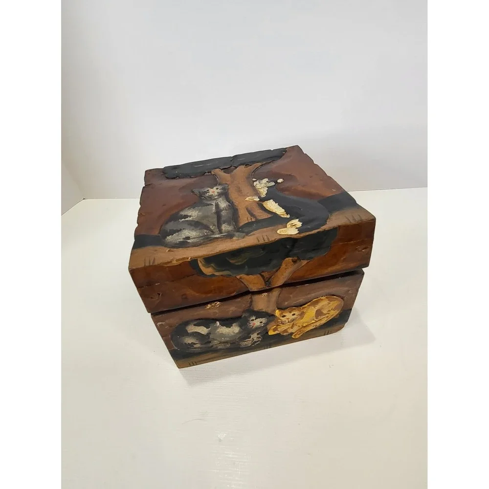 Funky Vintage Hand Carved Folk Art Cat Trinket Box Wooden Keepsake Storage Decor